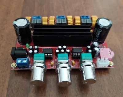 Amplificatore a 2.1 canali 12V-24V Ampia tensione TPA3116D2 - Immagine 1 di 3