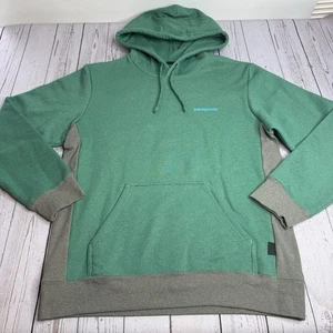 NUOVA felpa con cappuccio Patagonia Fitz Roy Icon Uprisal 39666 uomo piccola verde $89 nuova con etichette - Foto 1 di 13