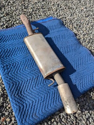 Silenciador de escape original OEM para VW Corrado SLC VR6 de fábrica  Foto 1 de 4