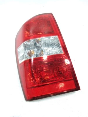 FEU ARRIERE GAUCHE 924014D110 KIA CARNIVAL 2 (06/2006 09/2010) / NE 182715 - Photo 1/2