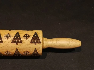 18” Big Christmas trees and snow flakes wooden rolling pin 45 cm - Image 1 of 3