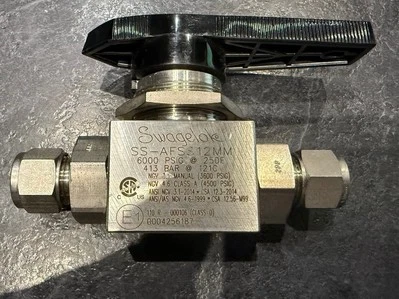 12MM OD SWAGELOK SS-AFSS12MM BALL VALVE STAINLESS STEEL 316 COMPRESSION - Image 1 of 4
