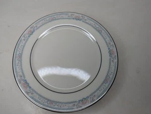 4er Set Lenox China Charleston Cosmopolitan Brot Dessert Teller **NEUWERTIG** - Bild 1 von 4