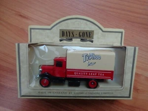 LLEDO DAYS GONE CLASSIC 1934 MAC CANVAS HACK TRUCK 'TYPHOO TEA' REF 28000 - Picture 1 of 1