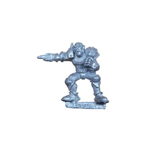 Blood Bowl Human Chucker Vintage 1987 Games Workshop Metal OOP - Picture 1 of 2