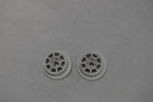 Bosch Dishwasher Dishrack Lower Wheel 00617087 Oem Used Qty Of 2 - Picture 1 of 3
