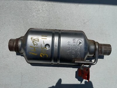 SILENCIADOR RESONADOR ESCAPE MERCEDES BENZ R350 ML350 200KW 2008 1644908101 Foto 1 de 4