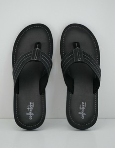 clarks collection flip flops