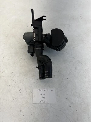 Bomba de agua Audi A6 2006-2011 OEM. Foto 1 de 4