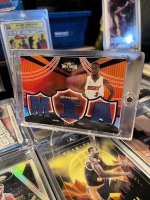 02/36 Dwyane Wade 2006-07 Topps Triple Threads Relic Patch - Image 1 of 2