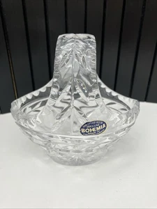 Small Bohemia 24% crystal Cut Glass Posy Basket, excellent  - Picture 1 of 10