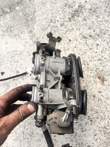 ♻️Kawasaki ER6 ER6F ER 650 carb throttle body 2006♻️ - Picture 1 of 3
