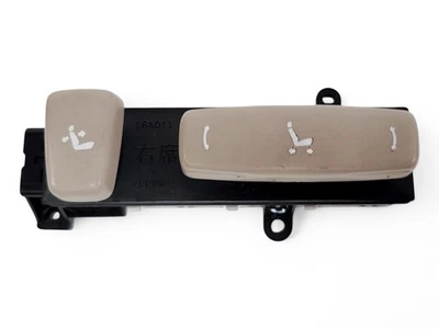 Lexus GS300 98-05 Front Seat Switch Control Right/Passenger 84922-30210, E015, O - Image 1 of 4