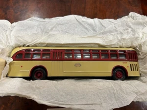 CORGI CLASSICS BUS GM 4506 DSR NIB 1/50 SCALE MODEL 98603 - Picture 1 of 8