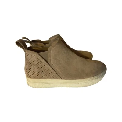 Zapatilla deportiva para mujer Dolce Vita Tasha de caña alta talla 6,5 M beige gamuza usada en excelente estado Foto 1 de 4