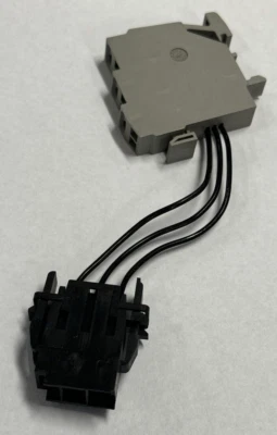 Schneider Electric E103955 Circuit Breaker Accessory, LR69561 97C7 - Image 1 of 4