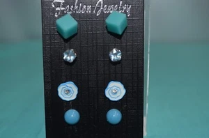 plaquette de 4 paires de boucles d'oreilles belle fantaisie - Imagen 1 de 1