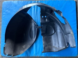 Rover 75 & MG ZT Right Side Front Wheel Arch Liner (CLF101268) - Picture 1 of 3