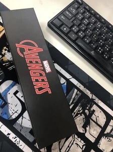 MARVEL AVENGERS MOUSE PAD WITH BOX ToysRus LIMITED EDITION 100% AUTHENTIC - Picture 1 of 2