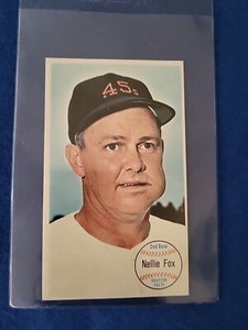 1964 Topps Giants Baseball Card 13 Nellie Fox Houston Colts 45s