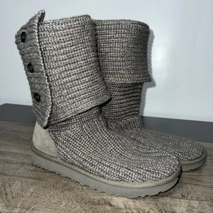 Ugg Classic Cardy Heritage Button Crochet Knit Boots Size 8 - Picture 1 of 7