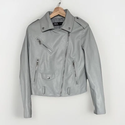 Chaqueta de moto de cuero vegano Zara cremallera completa para mujer GRANDE cápsula grunge*SIN CINTURÓN Foto 1 de 4