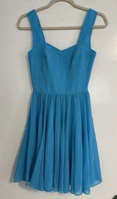 Vestido Guess Los Angeles Y2K Azul Agua Calce y Acampanado Gasa Talla 0 Foto 1 de 4