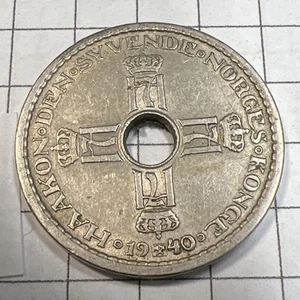 Moneda de 1 corona Noruega 1940 - Envío gratuito - Agujero central - Imagen 1 de 7