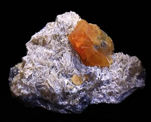 3.75 inch Scheelite on Muscovite, Pingwu, Sichuan, China! SC101 - Picture 1 of 4