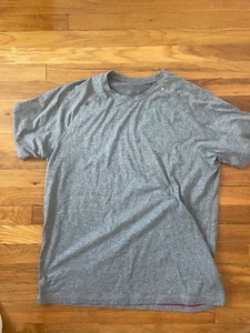 Rhone Men's Size Xl Gray Short Sleeve Activewear T-Shirt High End - Picture 1 of 3