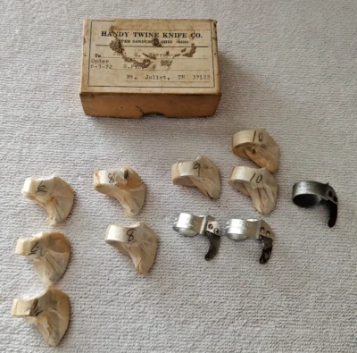 VTG 1972 Lot Of 11 Handy Twine Ring Knives in Box Most New! Size 6-8-9-10-11 - Image 1 of 4