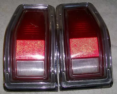 Luces traseras Plymouth Volare/Dodge Aspen Station Wagon 1976-1980 (par) Foto 1 de 4