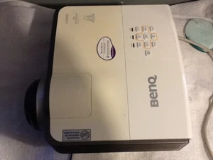 BenQ MX762 ST DLP Projector ShortThrow 3500 Lumens HD 1080i HDMI 2920 Lamp Hours - Picture 1 of 12