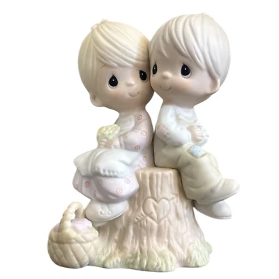 De colección Precious Moments Enesco "Ámense unos a otros" # E-1376  Foto 1 de 4