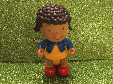 CAILLOU HTF TREE HOUSE  CAKE TOPPER PVC FIGURE CLEMENTINE Cover