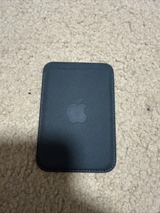 IPhone FineWoven Wallet  - Picture 1 of 4