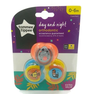 Chupete de ortodoncia día noche Tommee Tippee 0-6 meses aves nuevo envío gratuito - Imagen 1 de 4