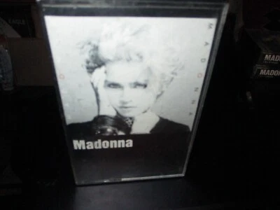 1983 MADONNA S/T US Cassette Sire 23867-4 Record Club Issue VG/VG+ Foto 1 de 3