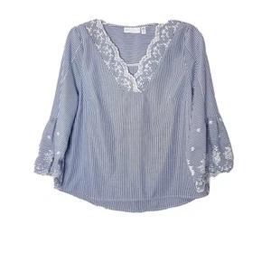Rafaella Popeline Top Damen Größe Small blau weiß Ösen Glockenärmel bestickt - Bild 1 von 18