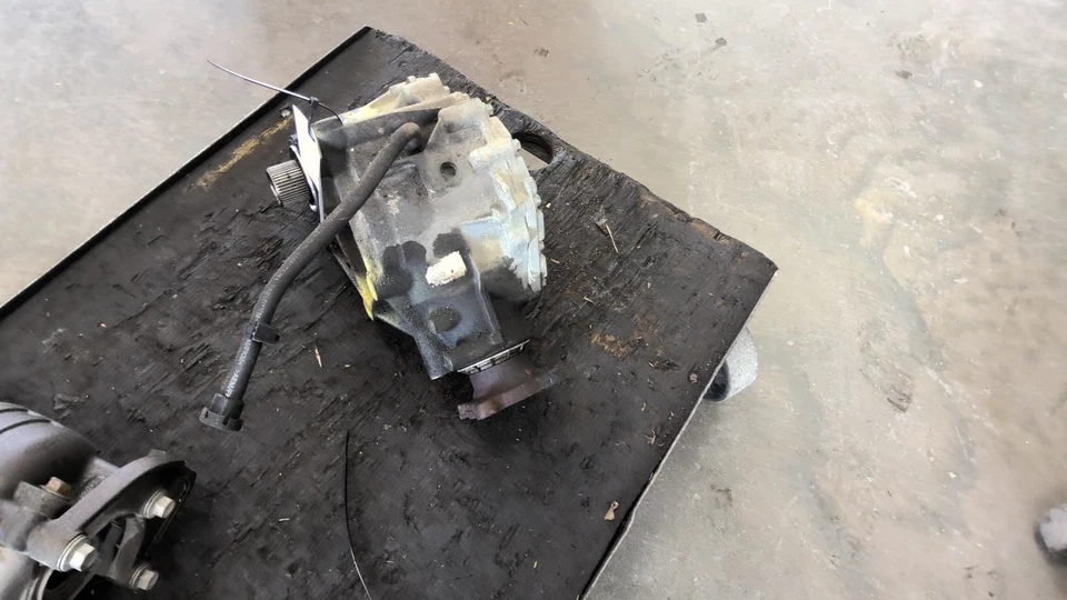 Estuche de transferencia 3,5 L sin turbo compatible con 13-19 EXPLORER 726138 Foto 1 de 4