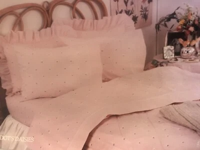 FAB! Lençol plano vintage Dan River Queen sem ferro rosa percal com pontos e margaridas EUA - Imagem 1 de 4