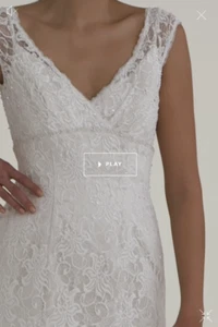 Ivory Lace Beaded Trumpet Wedding Dress Size 10 Never Worn - Picture 1 of 7