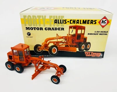 Allis Chalmers Forty-Five Motor Grader 1:50 Scale - Image 1 of 4