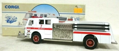 Corgi Classic Vehicle 97325 American LaFrance Denver Fire Engine Die Cast (E-2) - Image 1 of 4