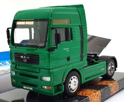 Welly 1/32 Scale 32650S-W - MAN TG5 10A Truck Tractor - Green - Image 1 of 4