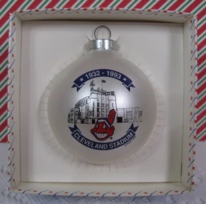 Cleveland Indians Stadium 1993 Christmas Ornament Sports Collectors Topperscot - Picture 1 of 6