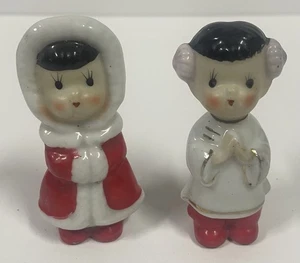 2 Vintage Weihnachtsfiguren Eskimo Caroler 3" groß Made in Japan - Bild 1 von 4