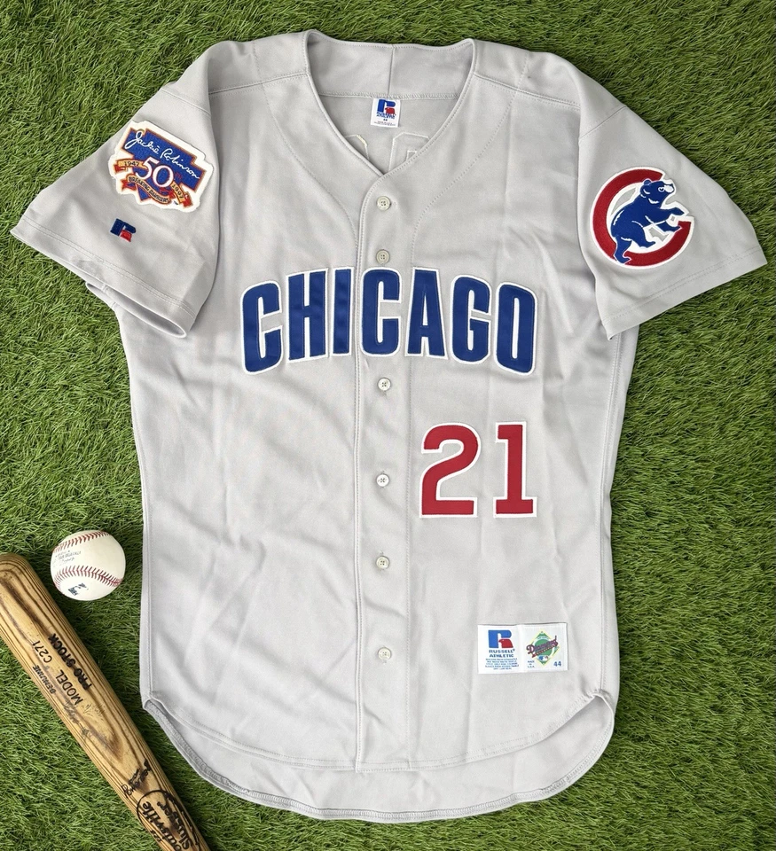 Camiseta deportiva de béisbol Russell vintage 1997 Sammy Sosa Chicago Cubs auténtica 44 grande Foto 1 de 4