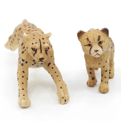 Figuras de animales SAFARI mamá y cachorro de guepardo Foto 1 de 4