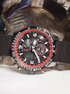 RELOJ CITIZEN ECO-DRIVE U680-S116899 EDICIÓN LIMITADA ROYAL AIR FORCE FLECHAS ROJAS - Imagen 1 de 14